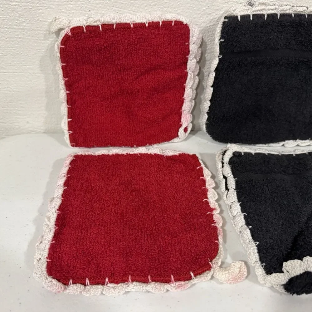 Set of 4 Red & Black Terry Cloth Pot Holders Hot Pads White Crochet Trim Kitchen